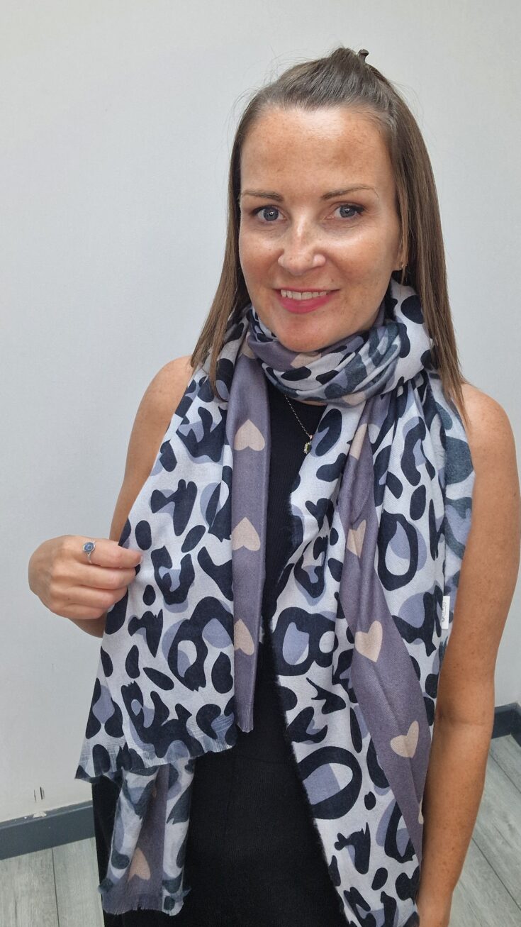 Leopard Heart Print Scarf - Image 4