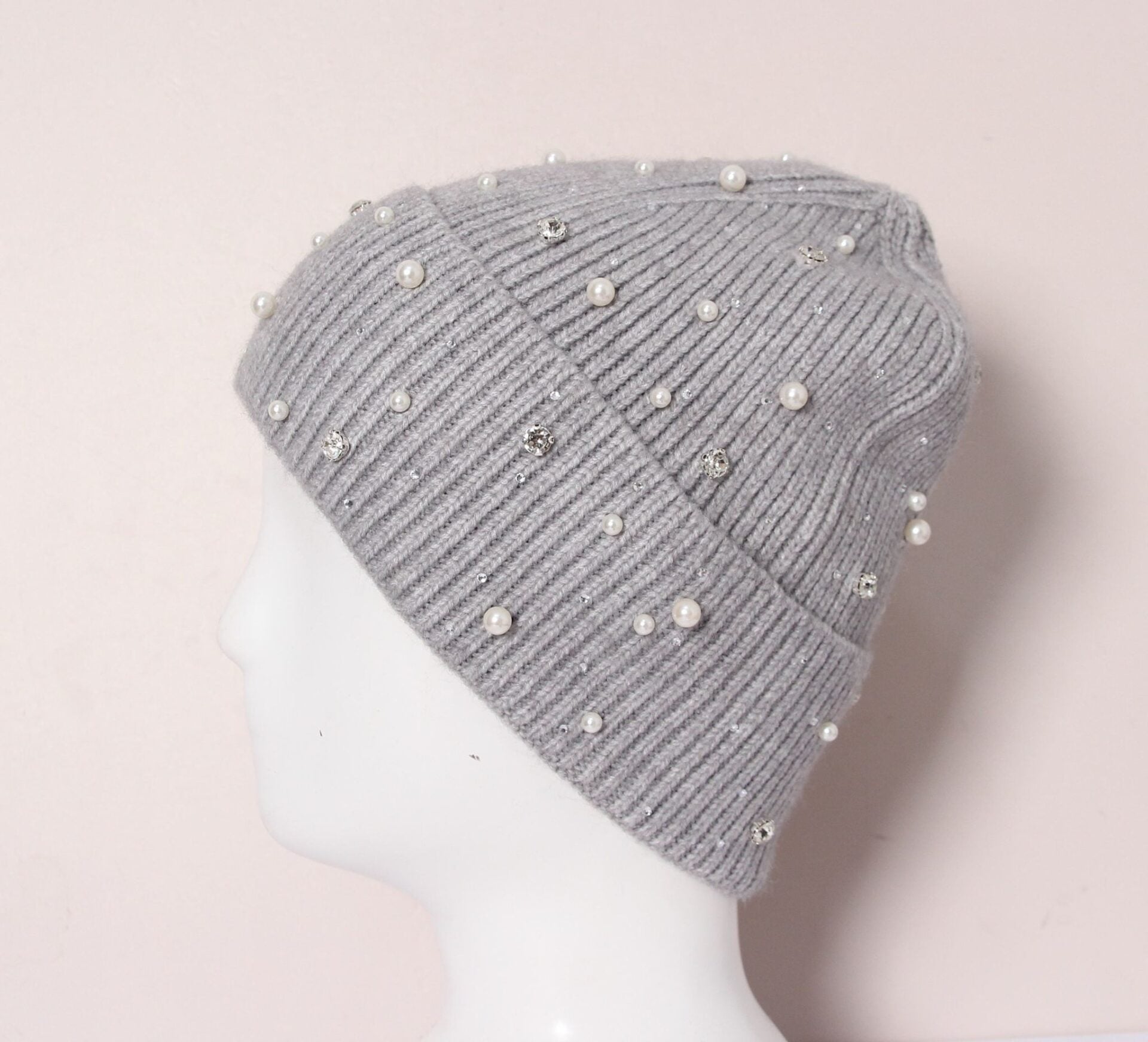 Pearl & Sparkle Winter Beanie - Image 4