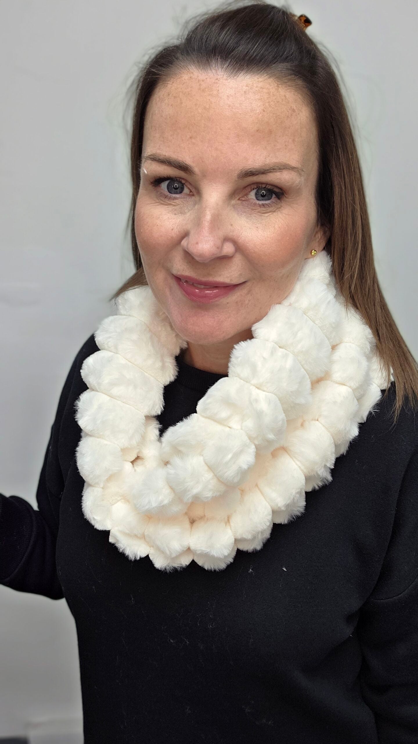 Luxury Super Soft Snood - Image 5